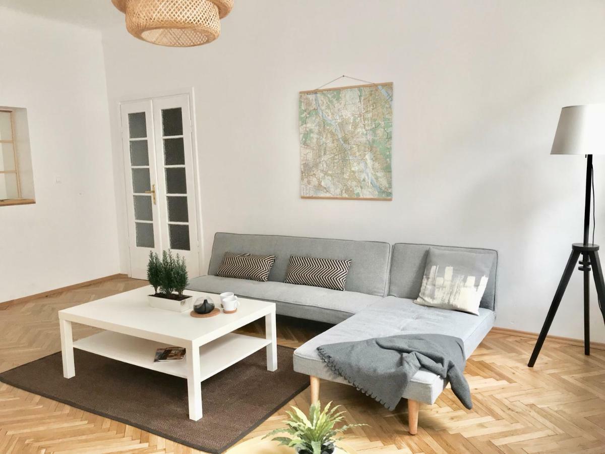 Chmielna Warsaw Plus Exterior photo